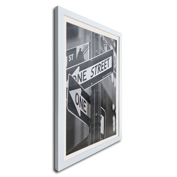 12" x 18" White Solid Pine Wood Picture Frame with Tempered Glass, 11" x 17" Matted