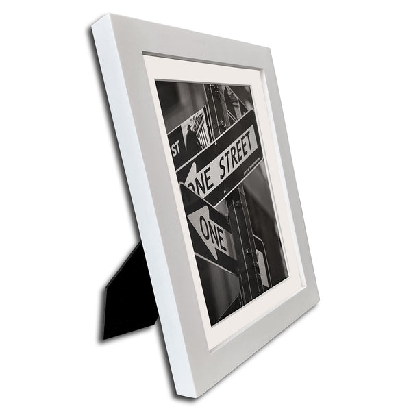 6" x 8" White Solid Pine Wood Picture Frame with Tempered Glass, 5" x 7" Matted