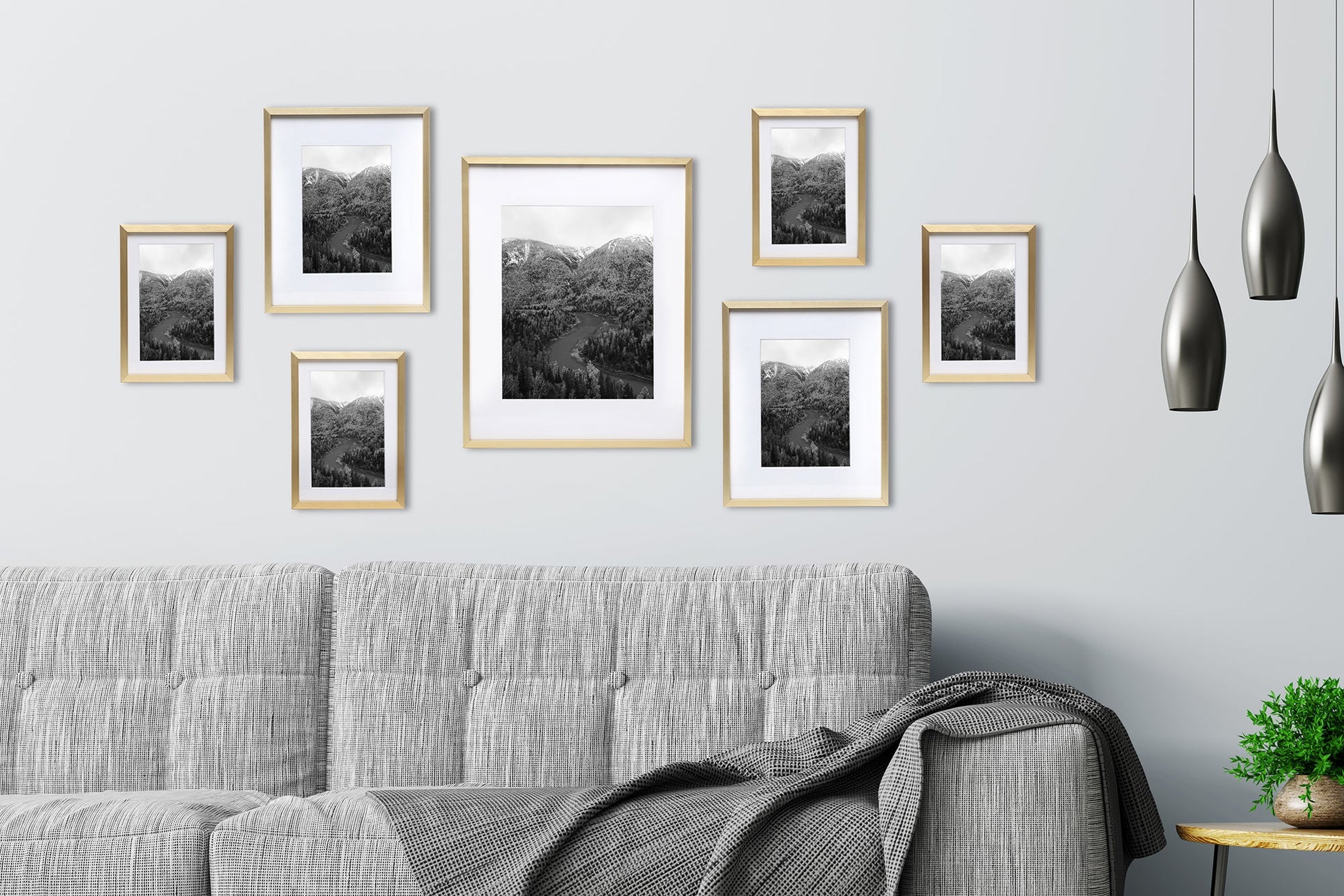 7 Piece Deluxe Brass Gold Aluminum Contemporary Picture Frame Set with Tempered Glass